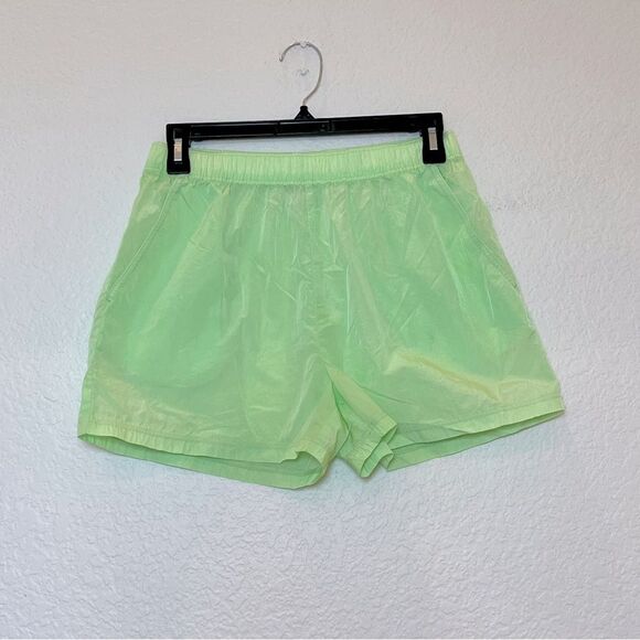Aritzia Tna Claremont Lightweight 3" Running Shorts in Mint Green size XS - Picture 3 of 7